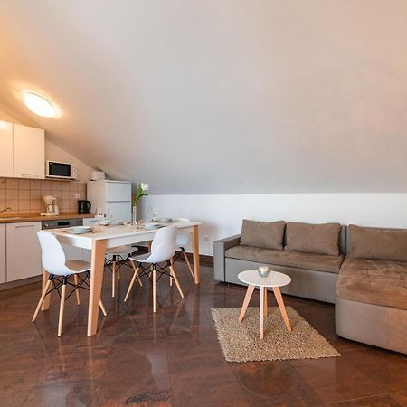 Apartments Jasna Crikvenica Eksteriør bilde