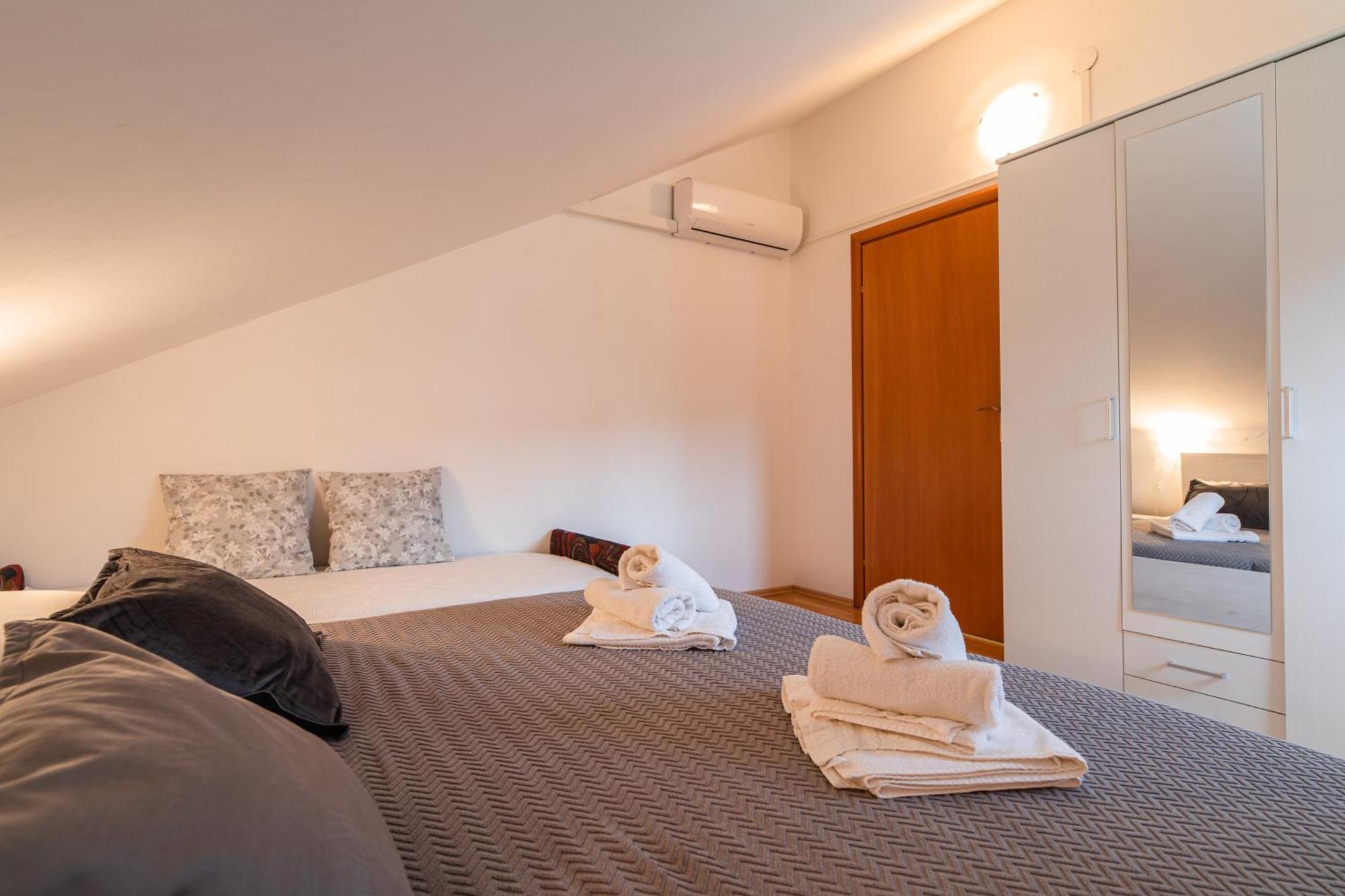 Apartments Jasna Crikvenica Rom bilde
